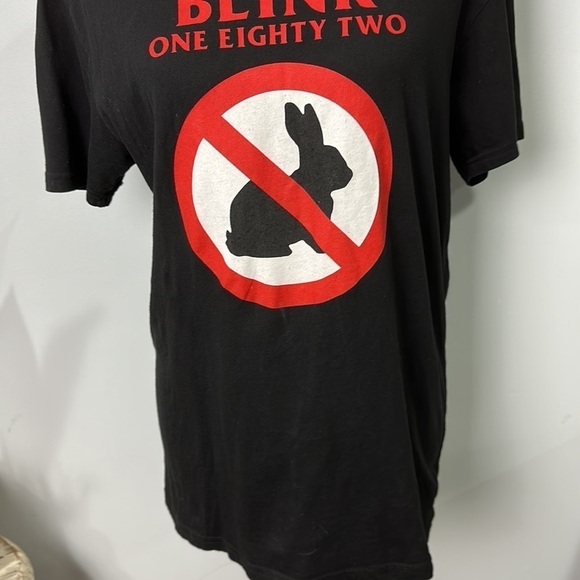 Blink one eighty two rabbit shirt - Picture 3 of 10